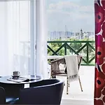 Serge Blanco - Relais Thalasso & מלון