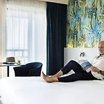 מלון Serge Blanco - Relais Thalasso &