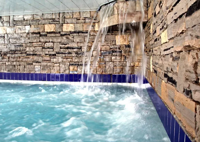 Отель Serge Blanco - Relais Thalasso & 4*