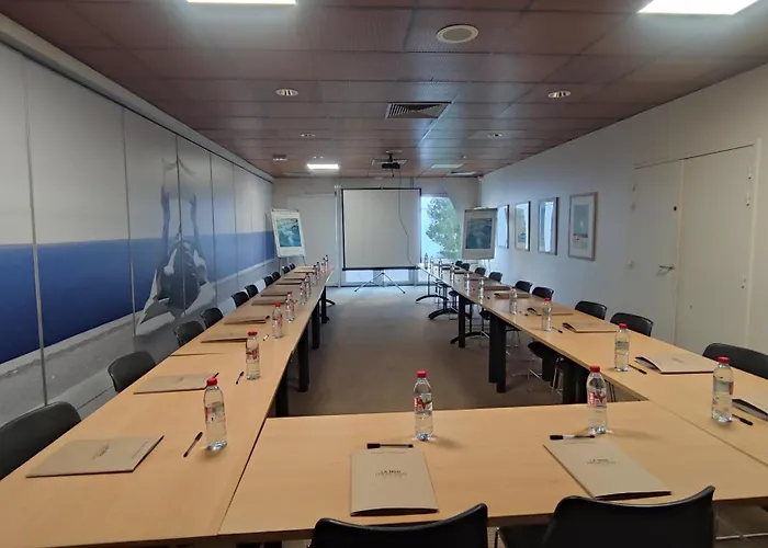 Отель Serge Blanco - Relais Thalasso & 4*